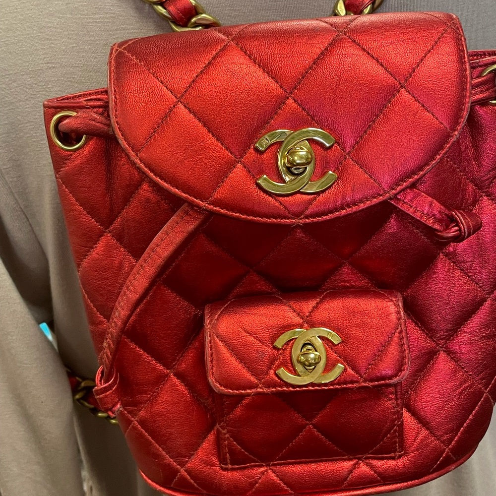 Rare Vintage Chanel Duma Metallic Red Quilted Leather Small Backpack 1991-1994
